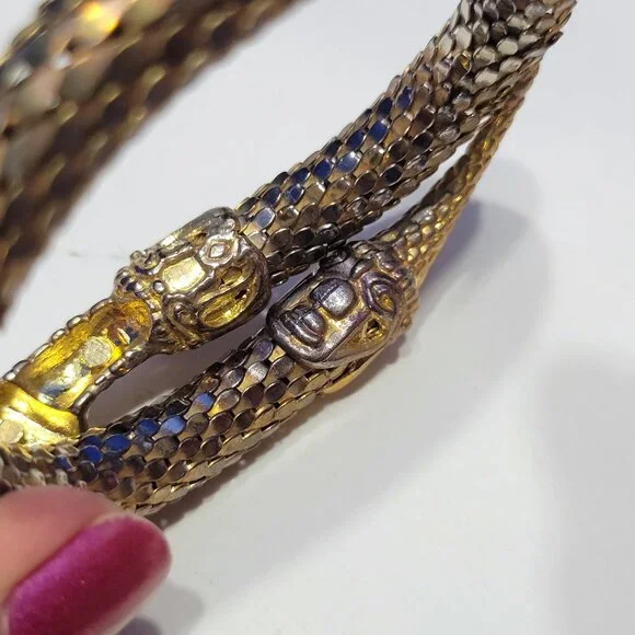 Vintage Gold Metal Mesh Snake Necklace and Bracelet Set - Picture 14 of 16